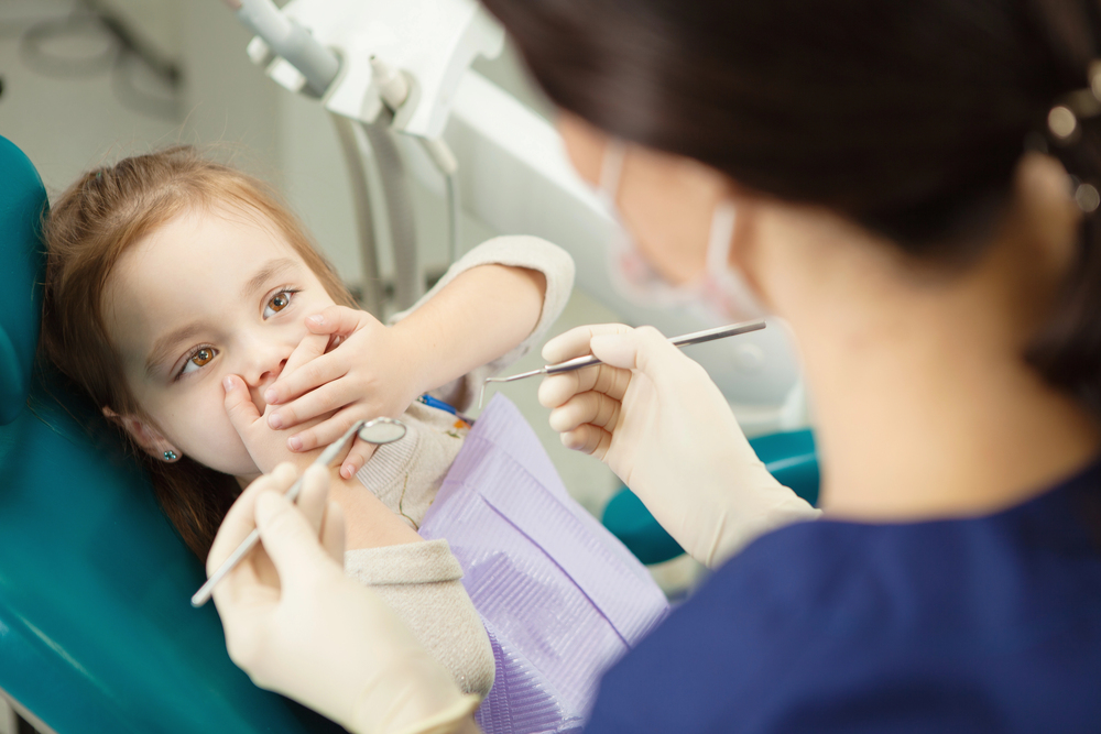 Kids and Dental Anxiety: Tips to Create a Positive Dentist Experience